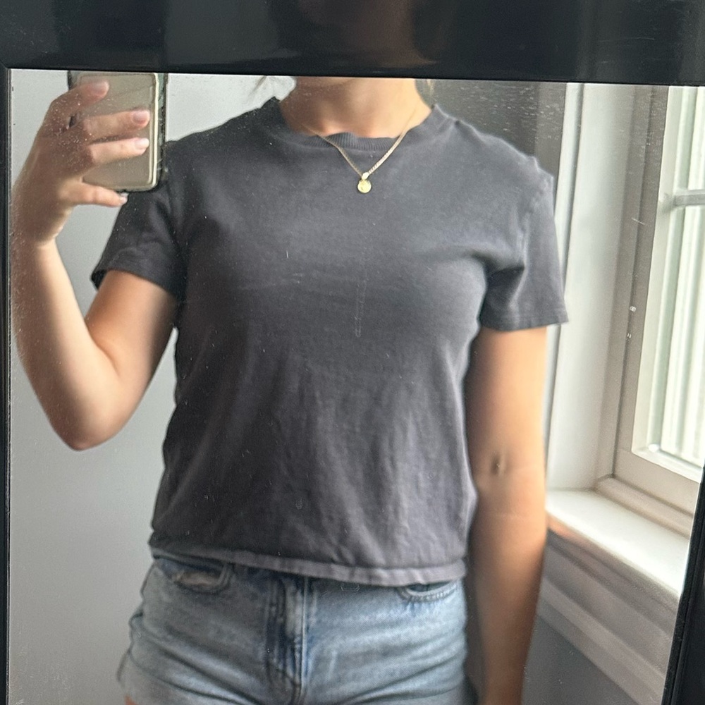 black tee shirt